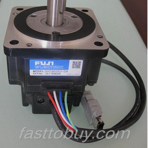 GYC201DC1-CA Servo Motor 3 Phase 200V 0.2KW 200W 3000r/min New