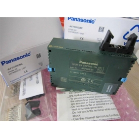 FP0R-E8 AFP0RE8YRS Panasonic PLC 24 V DC Relay  2 A FP0R Expansion Unit Original New