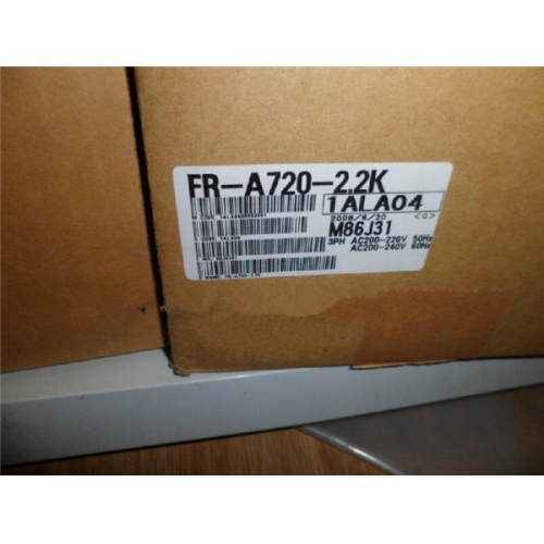 FR-A720-2.2K VFD Variable Frequency Drive input 3 ph 220V output 3 ph 200~240V 11A 2.2KW 0.2~400Hz