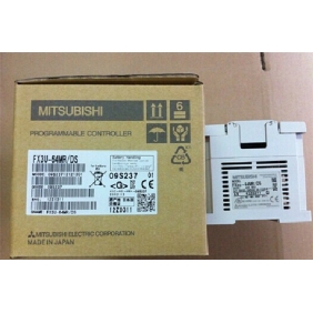 FX3U-64MR-DS PLC 24V DC 32DI 32DO Relay Mitsubishi with Programing Cable