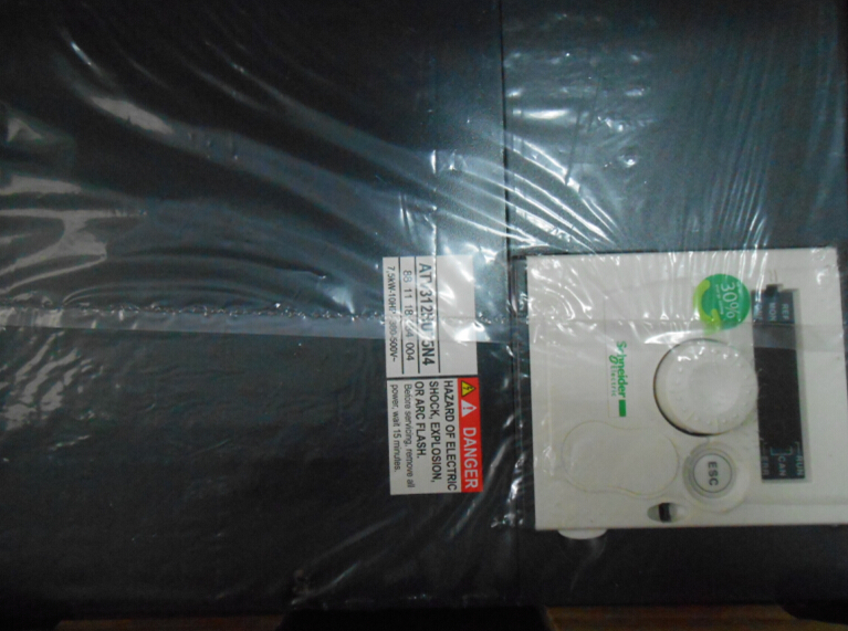 ATV312HU75N4 VFD Inverter  Input 3ph 380V Output 3ph 380V 17A 0.5~500Hz 7.5KW 10HP with EMC New