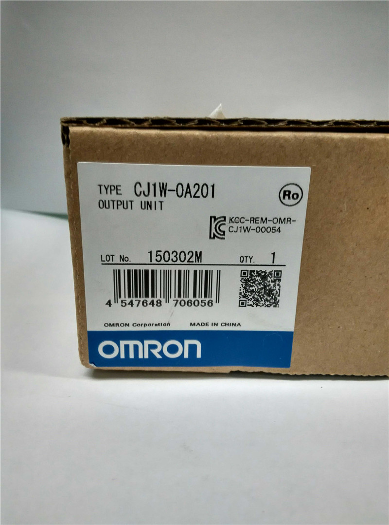 CJ1W-OA201 PLC OMRON I/O 8 output point 250VAC Original brand new