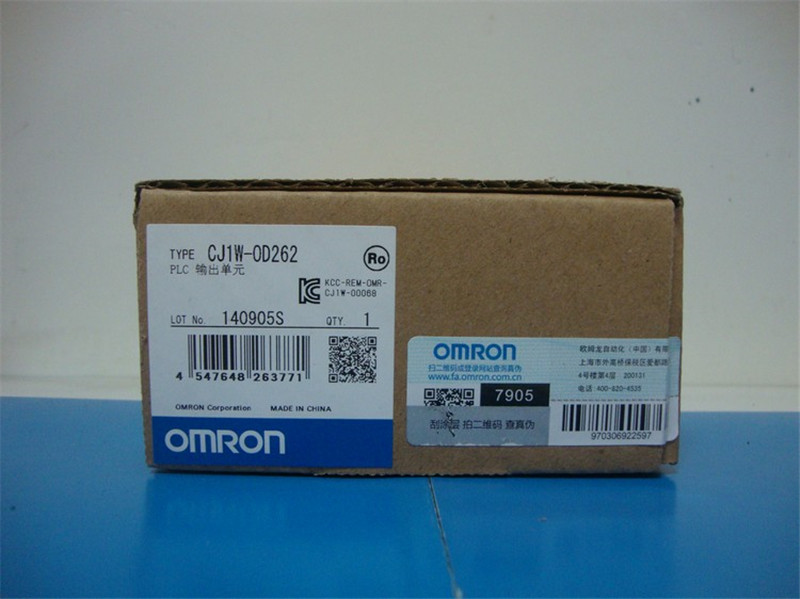 CJ1W-OD262 PLC OMRON I/O 64 output point 12-24VDC Original brand new