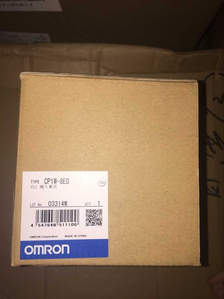 CP1W-8ED Expansion I/O unit 8 DI  PLC Module unit New