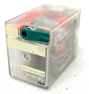 RXL3A10B1BD Schneider Relay NEW